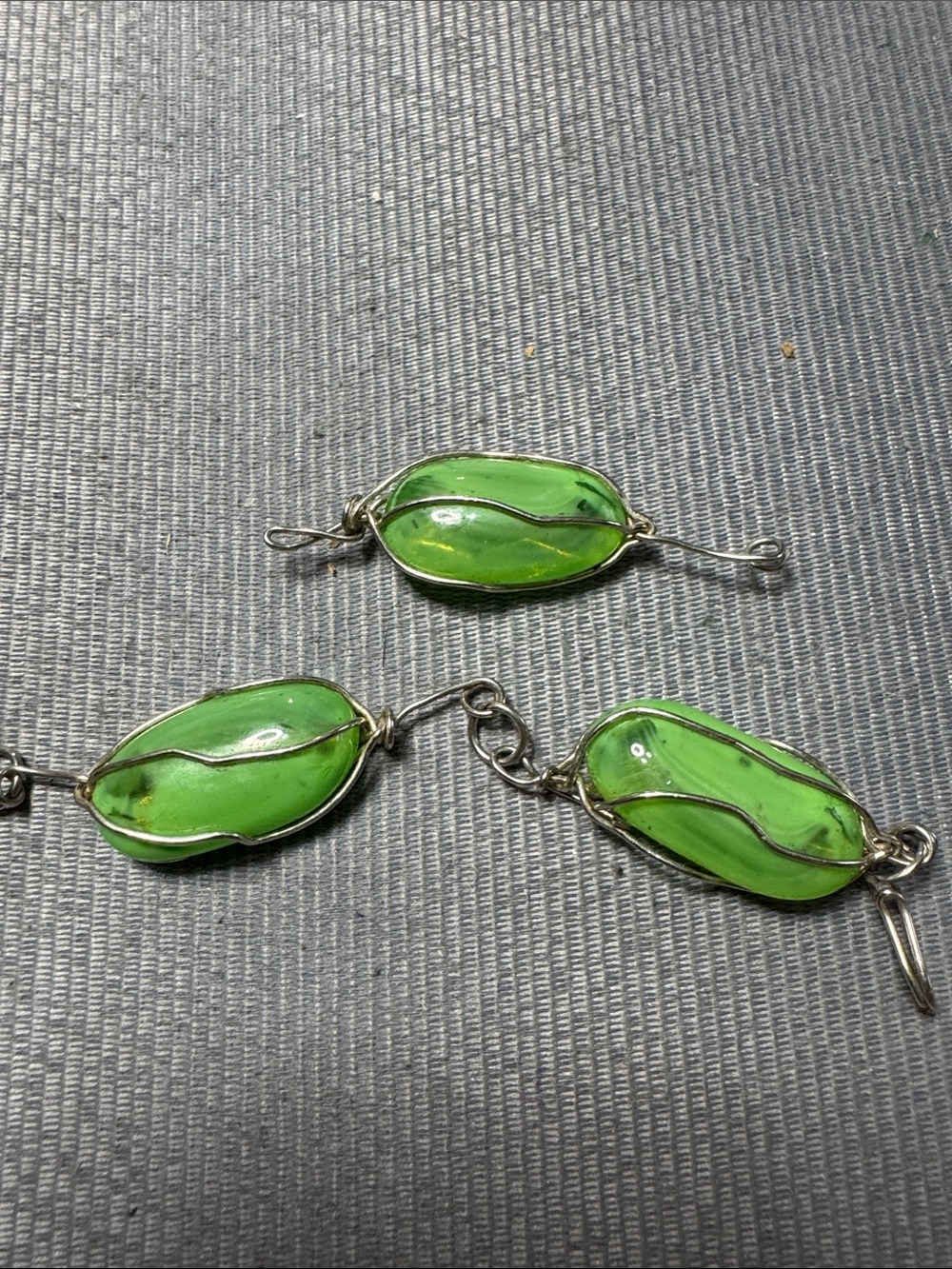 Vintage Source Unknown Lime Green Glass Link Bracelet Parts